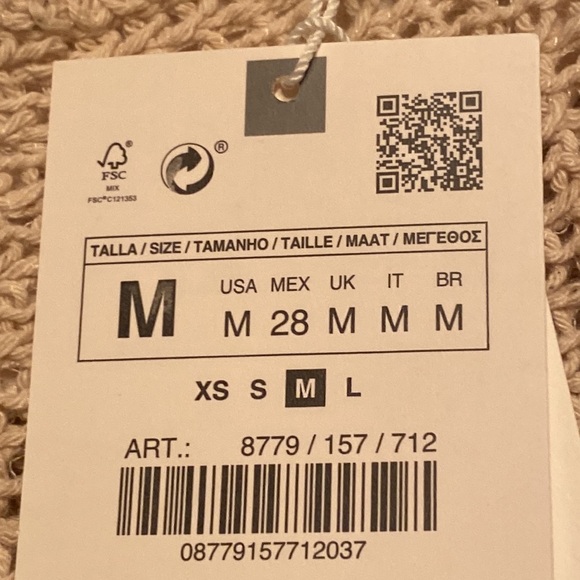 NWT. Zara Ecru Crochet Lace Crop Top. Size M. - Picture 8 of 11